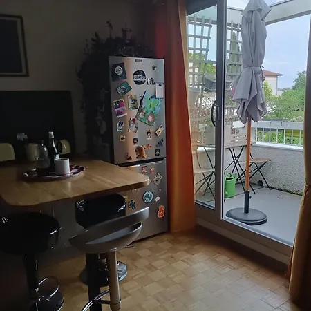 Deux Pieces Au Calme Apartamento