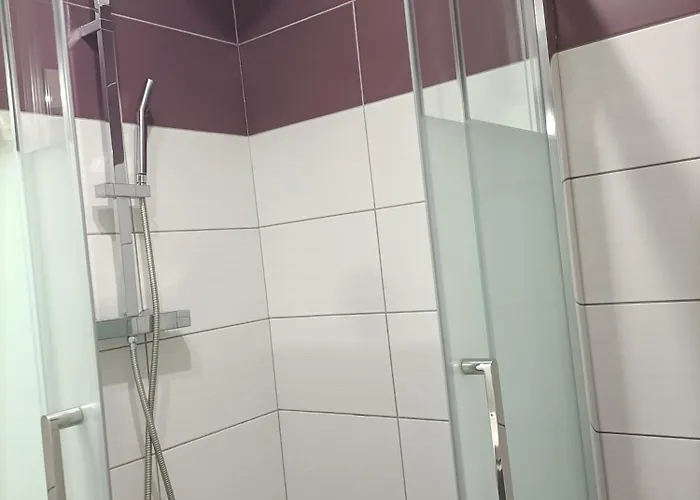 Deux Pieces Au Calme