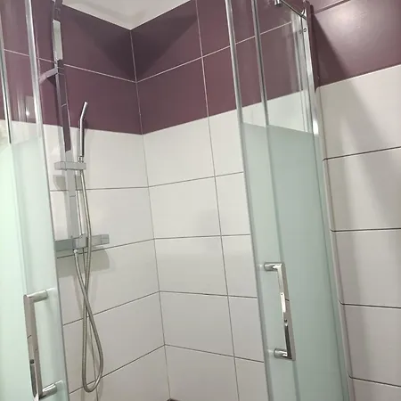 Deux Pieces Au Calme